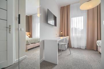 Фото номера Двухместный номер «Комфорт» с 1 кроватью Отель Park Hotel Bydgoszcz г. Быдгощ 2